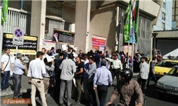 خبرگزاری فارس: درب‌های بورس تهران در ساعت معاملات بسته شد
